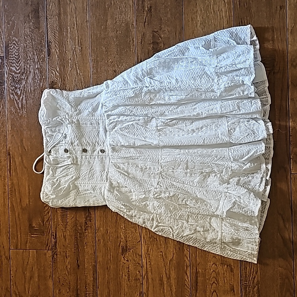 Strapless dress